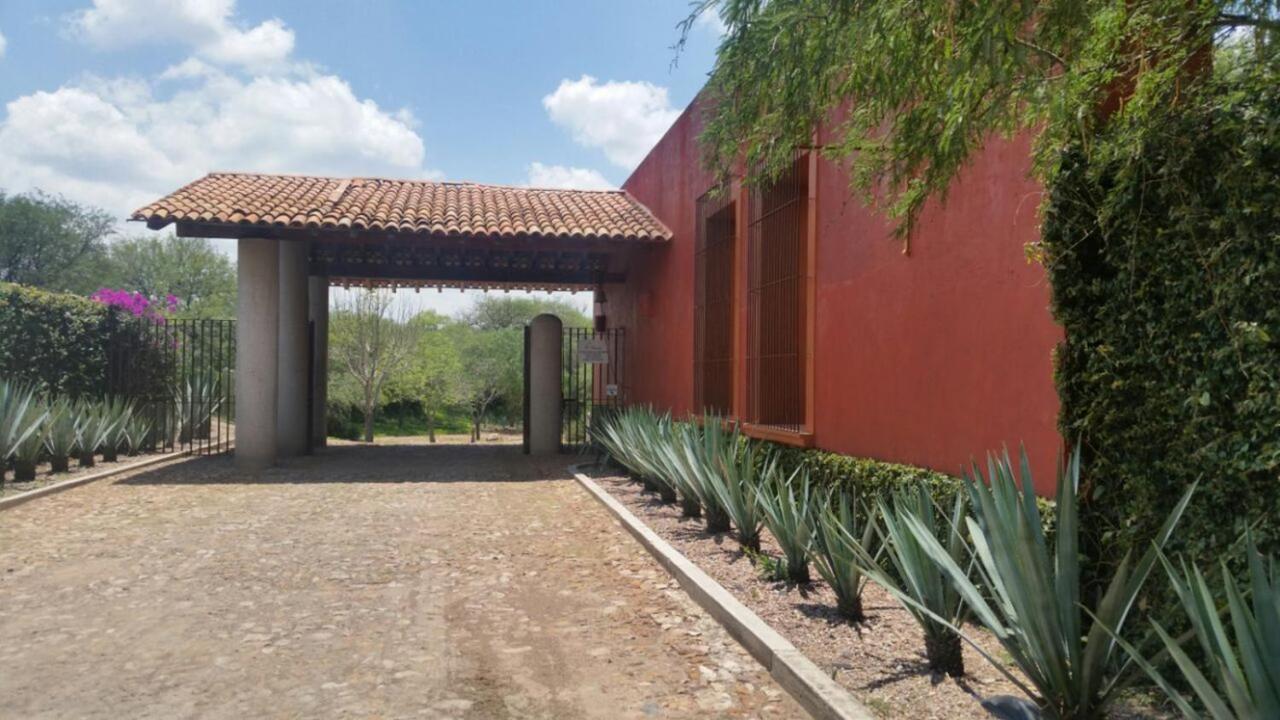 Вилла Puerta Del Lobo Керетаро Номер фото